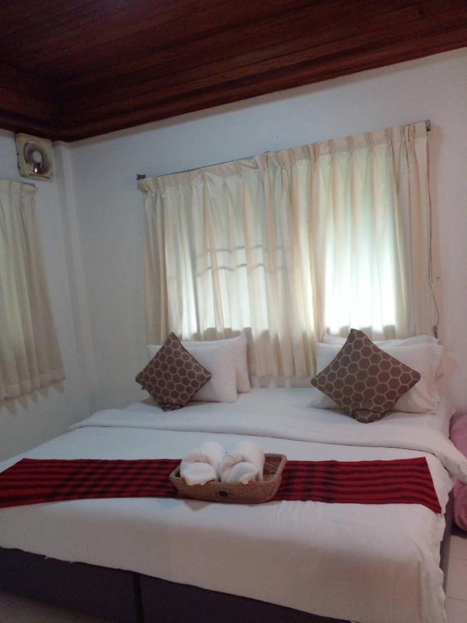 Baansuanleelawadee Resort אמפווה מראה חיצוני תמונה