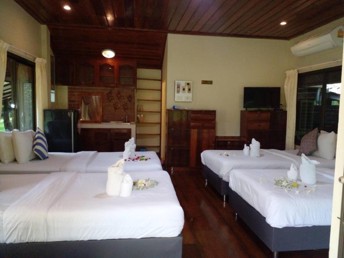 Baansuanleelawadee Resort אמפווה מראה חיצוני תמונה