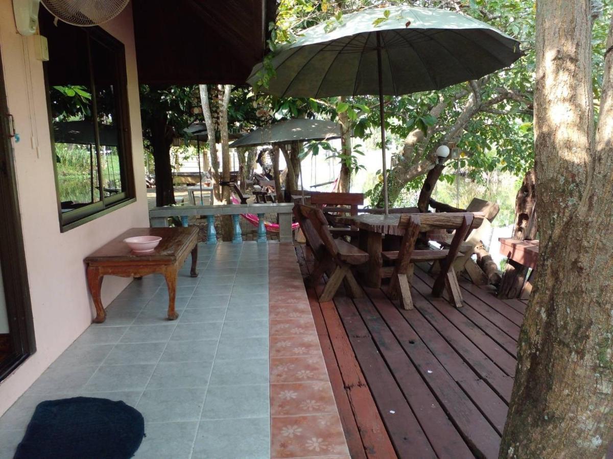 Baansuanleelawadee Resort אמפווה מראה חיצוני תמונה