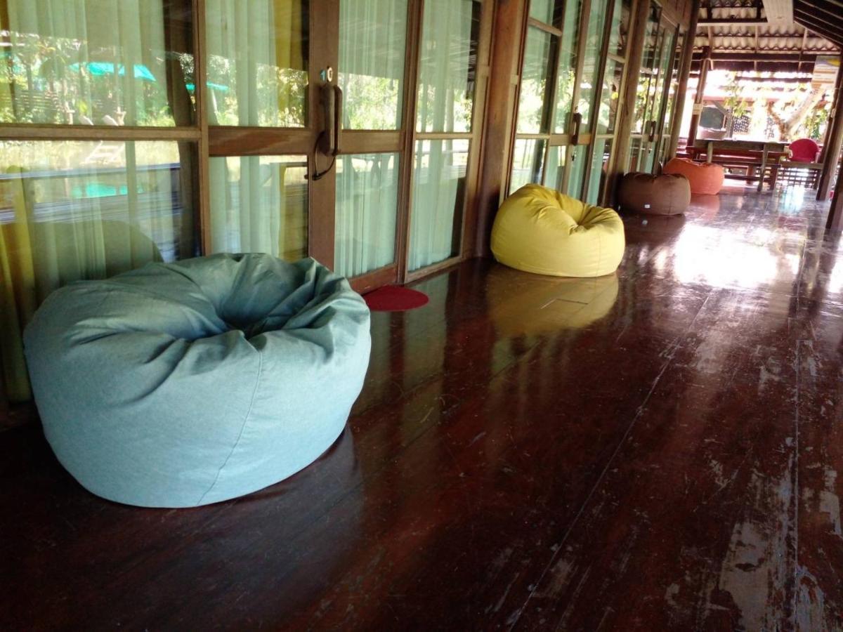 Baansuanleelawadee Resort אמפווה מראה חיצוני תמונה