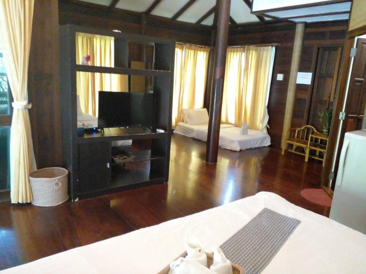 Baansuanleelawadee Resort אמפווה מראה חיצוני תמונה