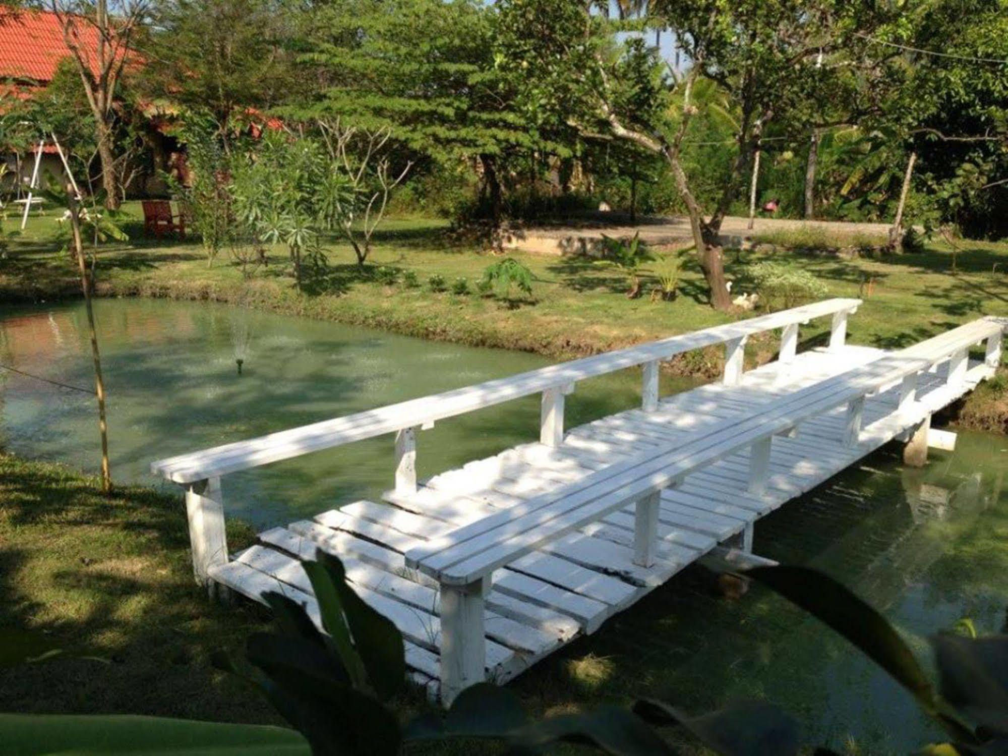 Baansuanleelawadee Resort אמפווה מראה חיצוני תמונה